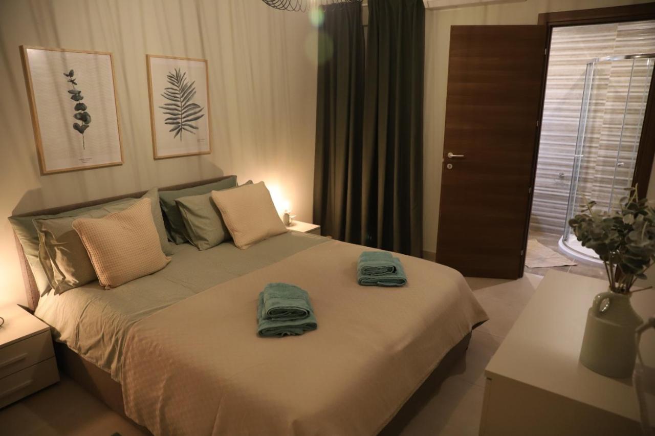 Lovely Holiday Home Next To Bus Terminus St. Paul's Bay Exterior foto