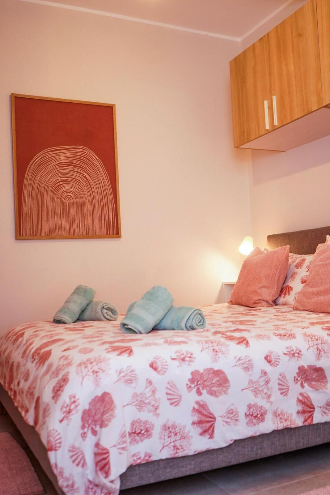 Lovely Holiday Home Next To Bus Terminus St. Paul's Bay Exterior foto